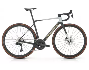 Vélo Raise 15 cw |  Megamo, Vélo électrique , Veloactif